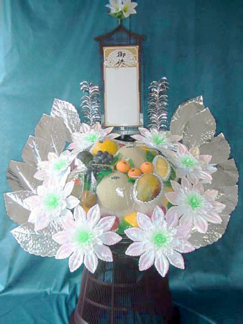 供物（果物籠）22,000円（税込）